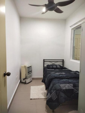 Room for short stay with shared facilities
